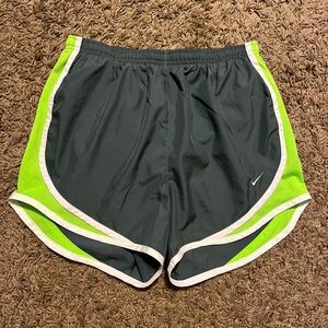 Nike Dri-FIT shorts size small grayish green